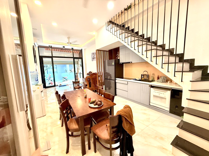 Bán Nhà 4 Tầng – Hẻm Xe Hơi 6m – 52m² – Chỉ 7,3 Tỷ – Ngay Tô Ngọc Vân, Tam Phú, Thủ Đức - Ảnh 1
